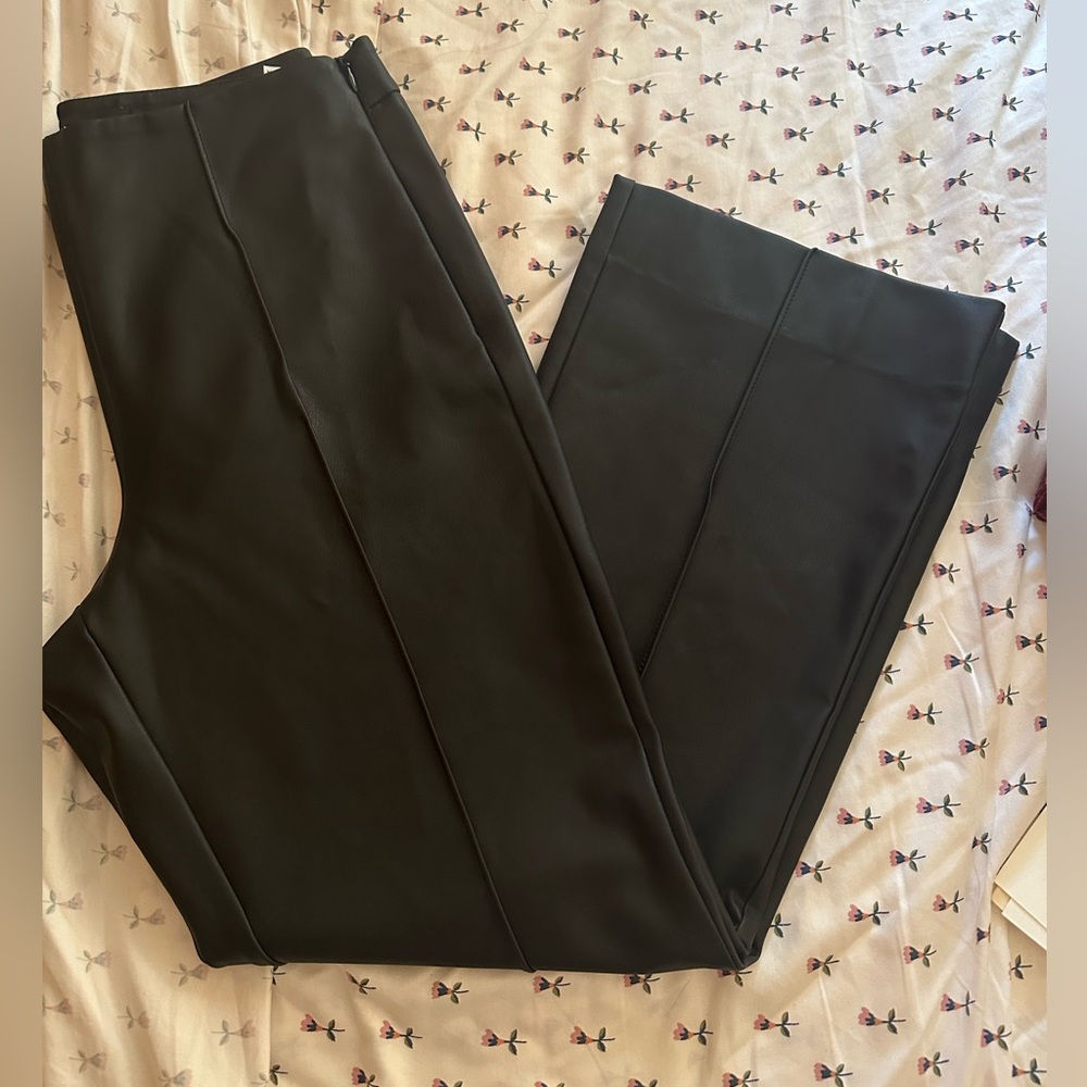 Banana Republic Black Faux Leather Crop Flare Pants - Picture 3 of 4